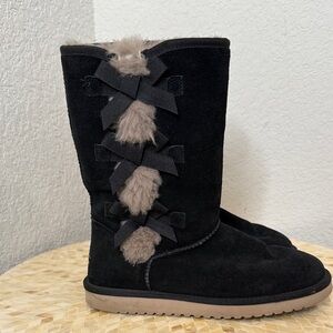 Kookaburra Black Suede Women's Boots with Fur Trim size 8